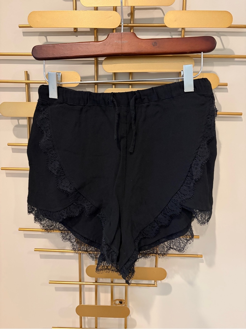 Lovers and Friends Lace Shorts XS